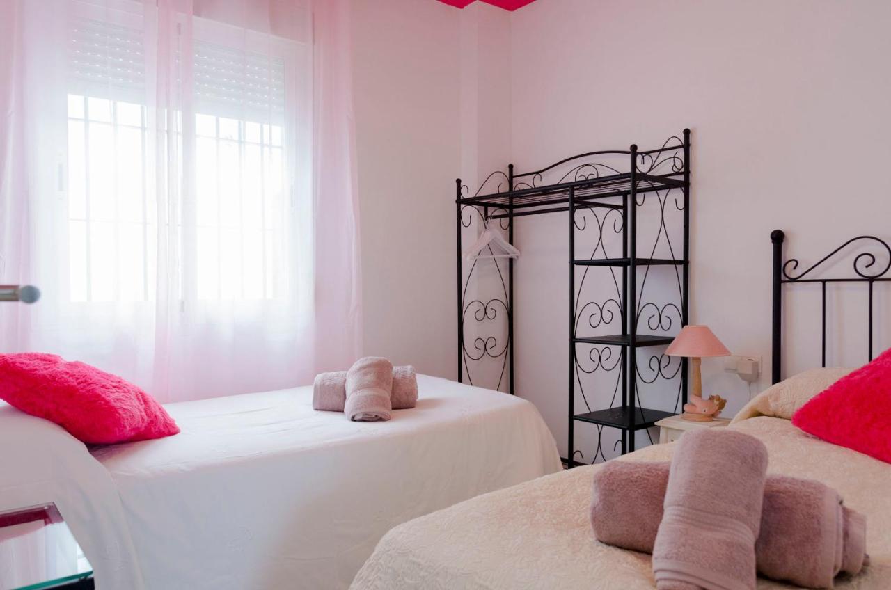 Mezquita Apart. With Free Parking Kordoba Bagian luar foto